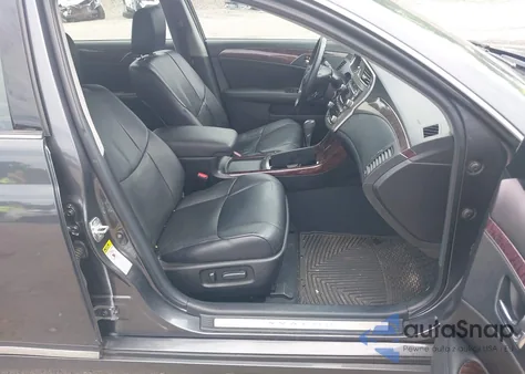 2011 Toyota Avalon z USA, uszkodzony, nr VIN 4T1BK3DBXBU410053